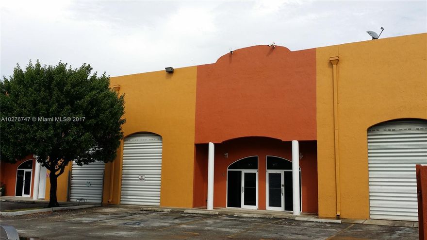OFFICE/WAREHOUSE WITH APPROXIMATELY 900 S.F. OF OFFICE SPACE AND 630 S.F. OF WAREHOUSE EQUIPATED WITH A/C. RECEPTION AREA, 1 FULL BATH, 1 HALF BATH, BREAKFAST/LUNCH AREA WITH SINK, 2 SPACIOS PRIVATE OFFICES, 1 SHOWROOM AREA. 3 PARKING SPACES. EXCELLENT LOCATION WITHIN 1 MINUTE TO I-75, 826 AND FLA TURNPIKE. 1ST AND 2 SECURITY DUE AT EXECUTION OF CONTRACT. TENANT MUST BE APPROVED BY CONDO ASSOC