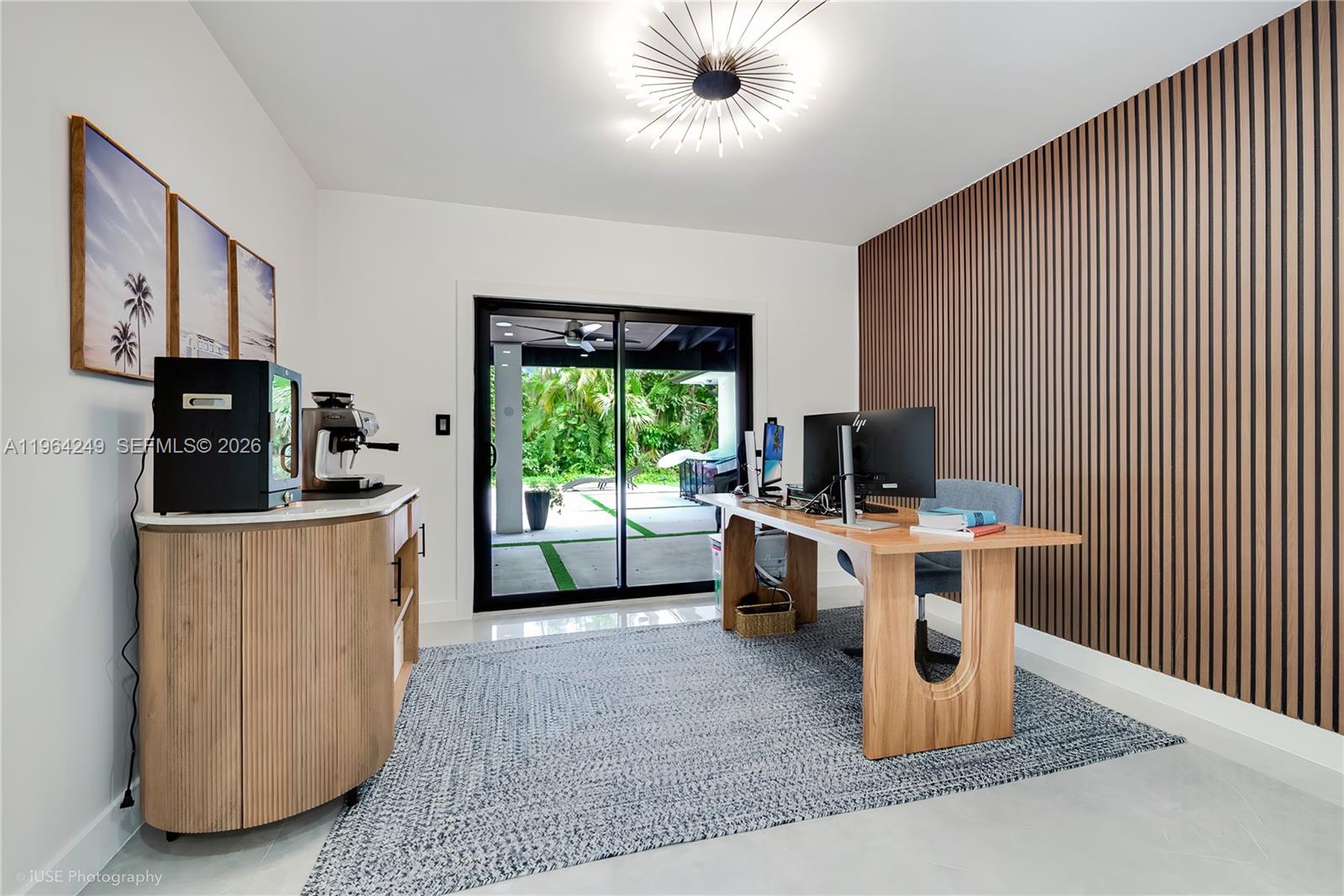 CHARLOTTE ESTATES - Residential