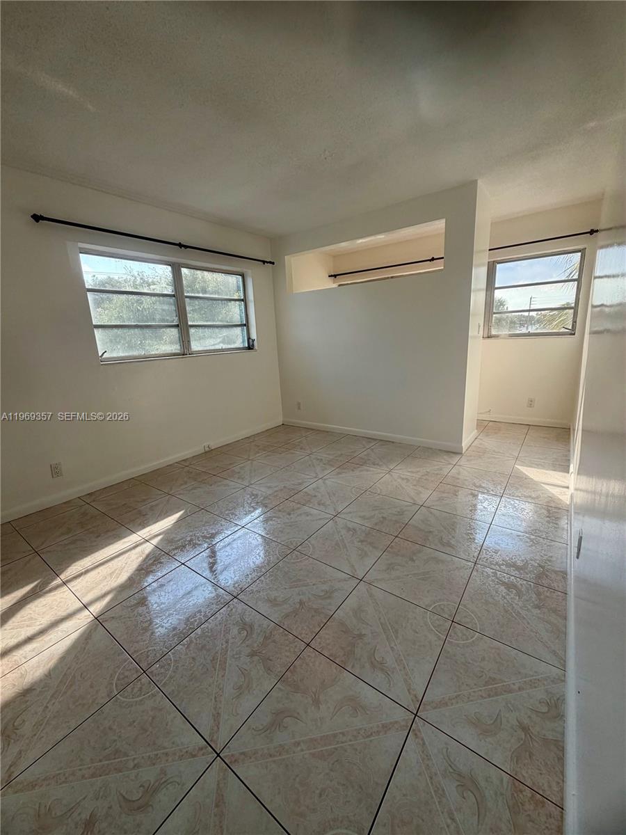 FOUNTAINVIEW CONDO - Residential Lease