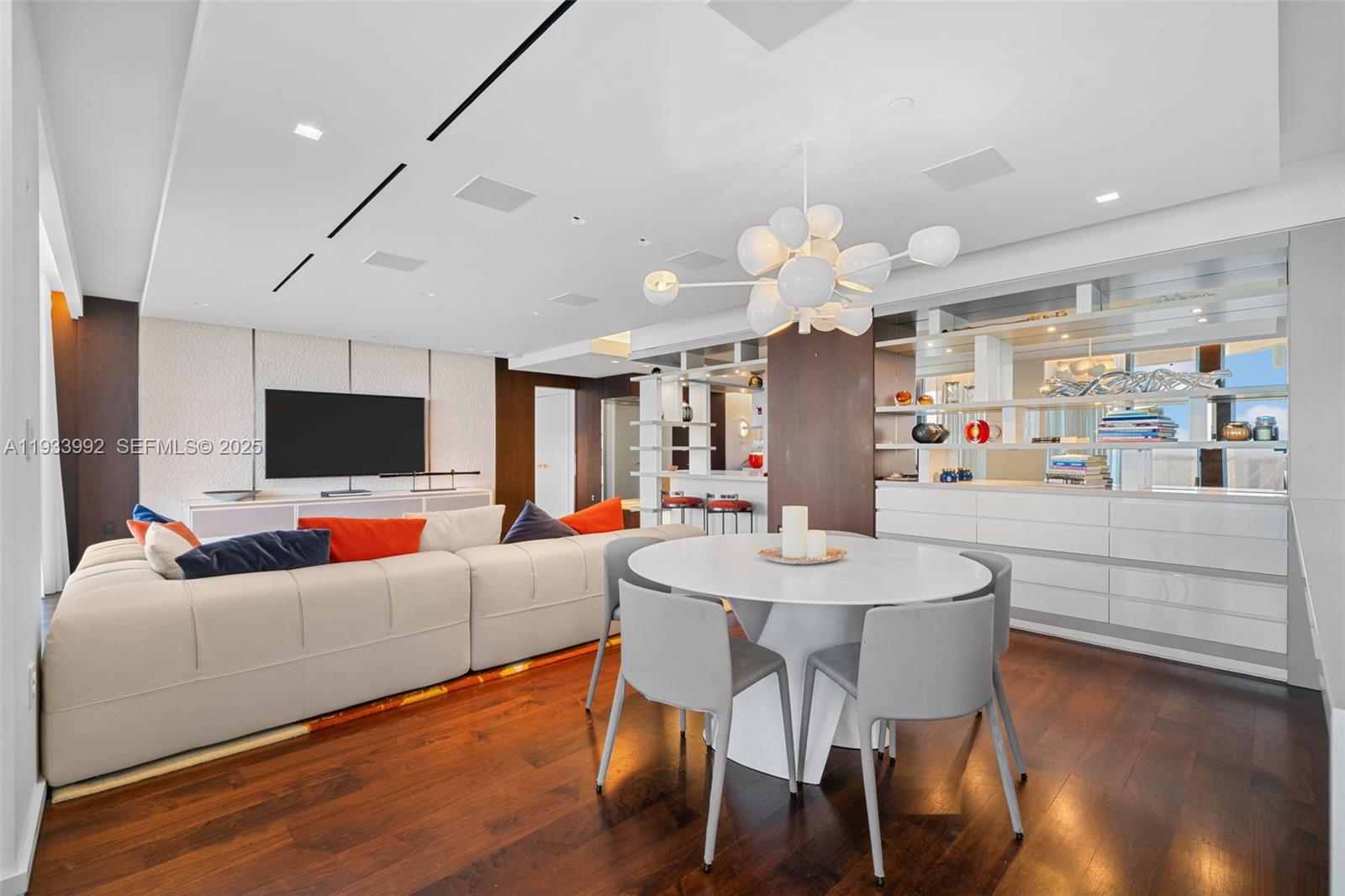 9999 Collins Ave 12E