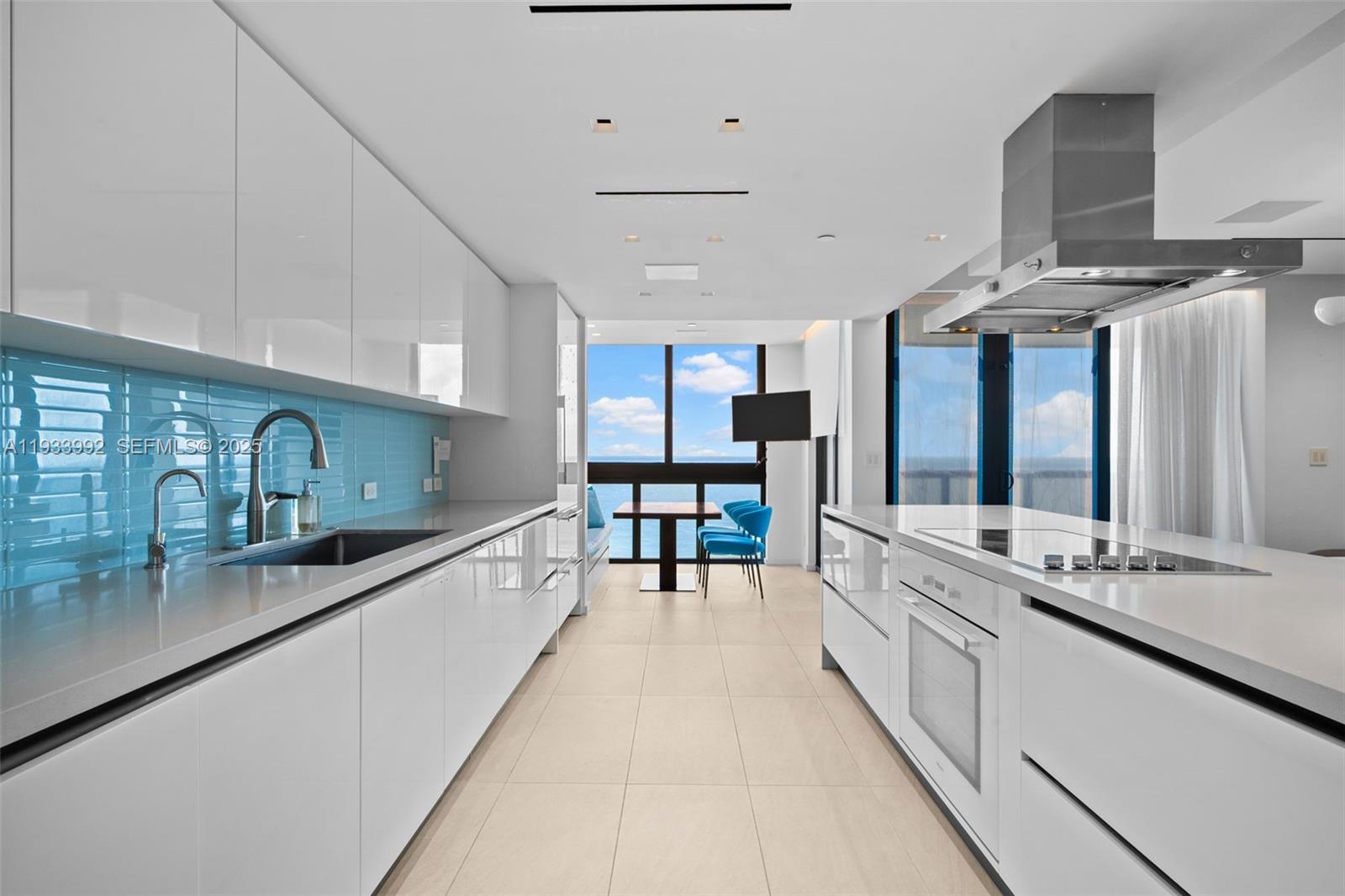 BAL HARBOUR TOWER CONDO - Residential