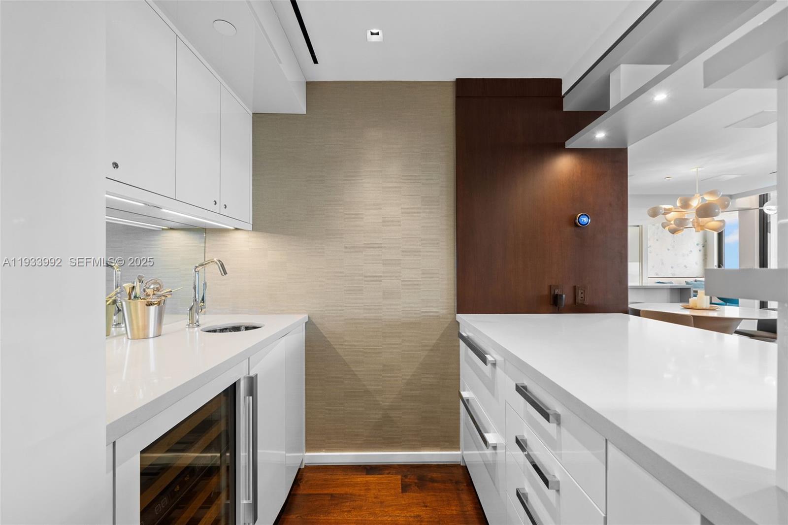 9999 Collins Ave 12E