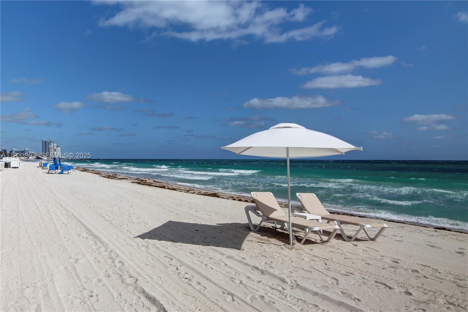 BAL HARBOUR TOWER CONDO - Residential