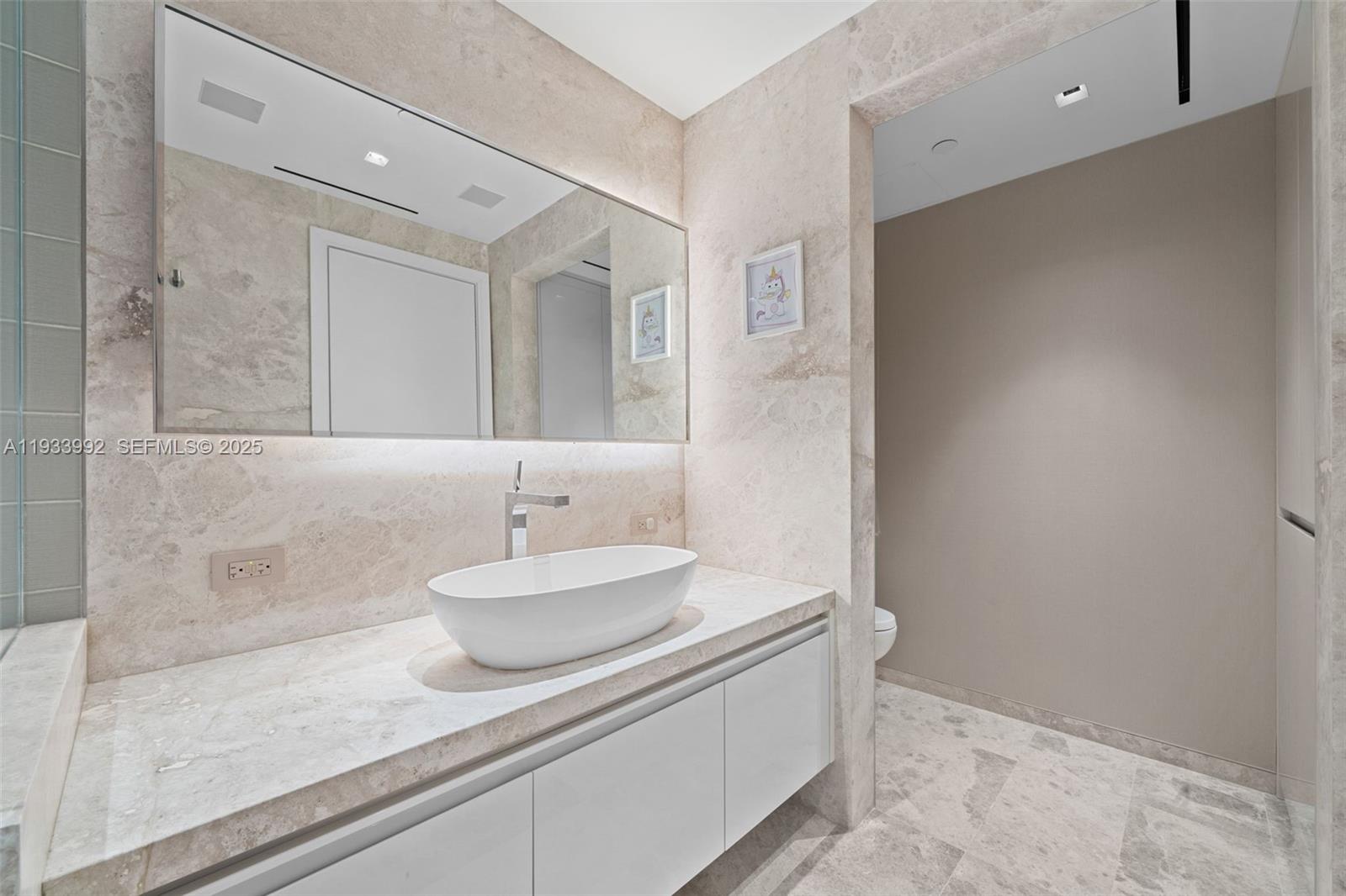 BAL HARBOUR TOWER CONDO - Residential