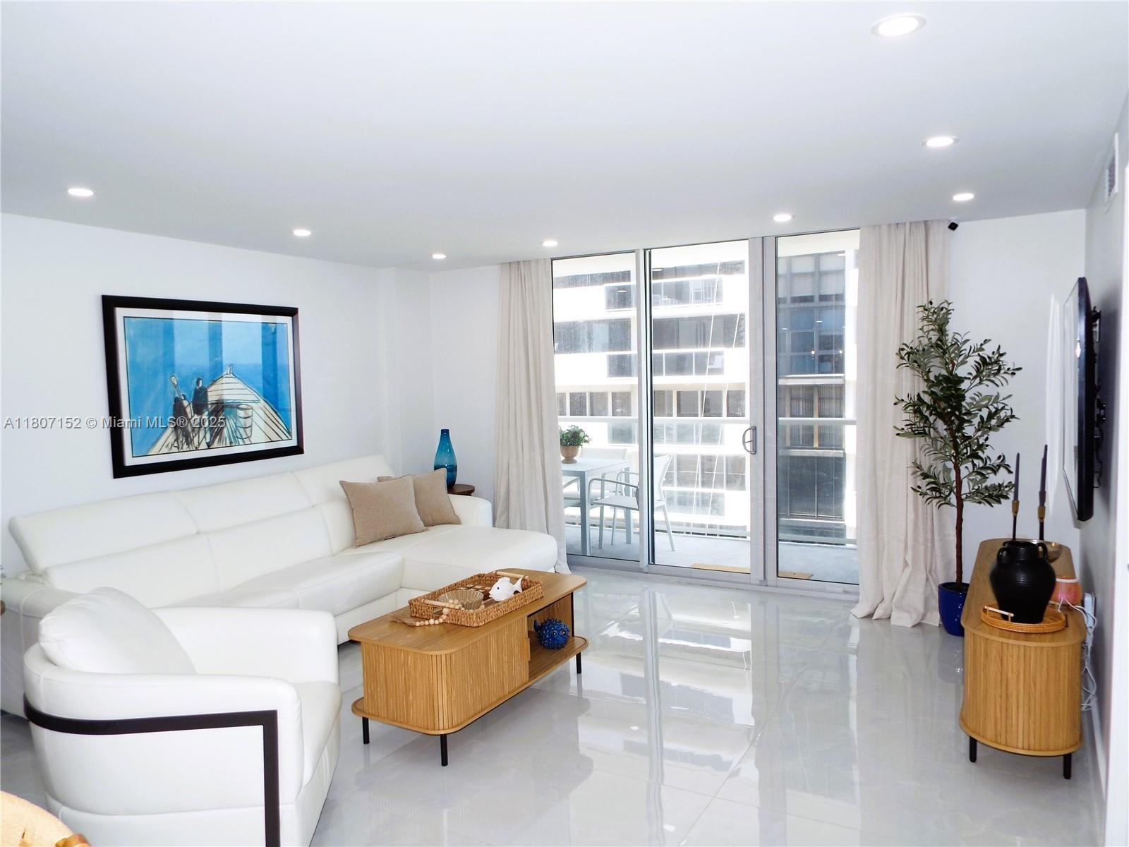 ARLEN BEACH CONDO - Residential