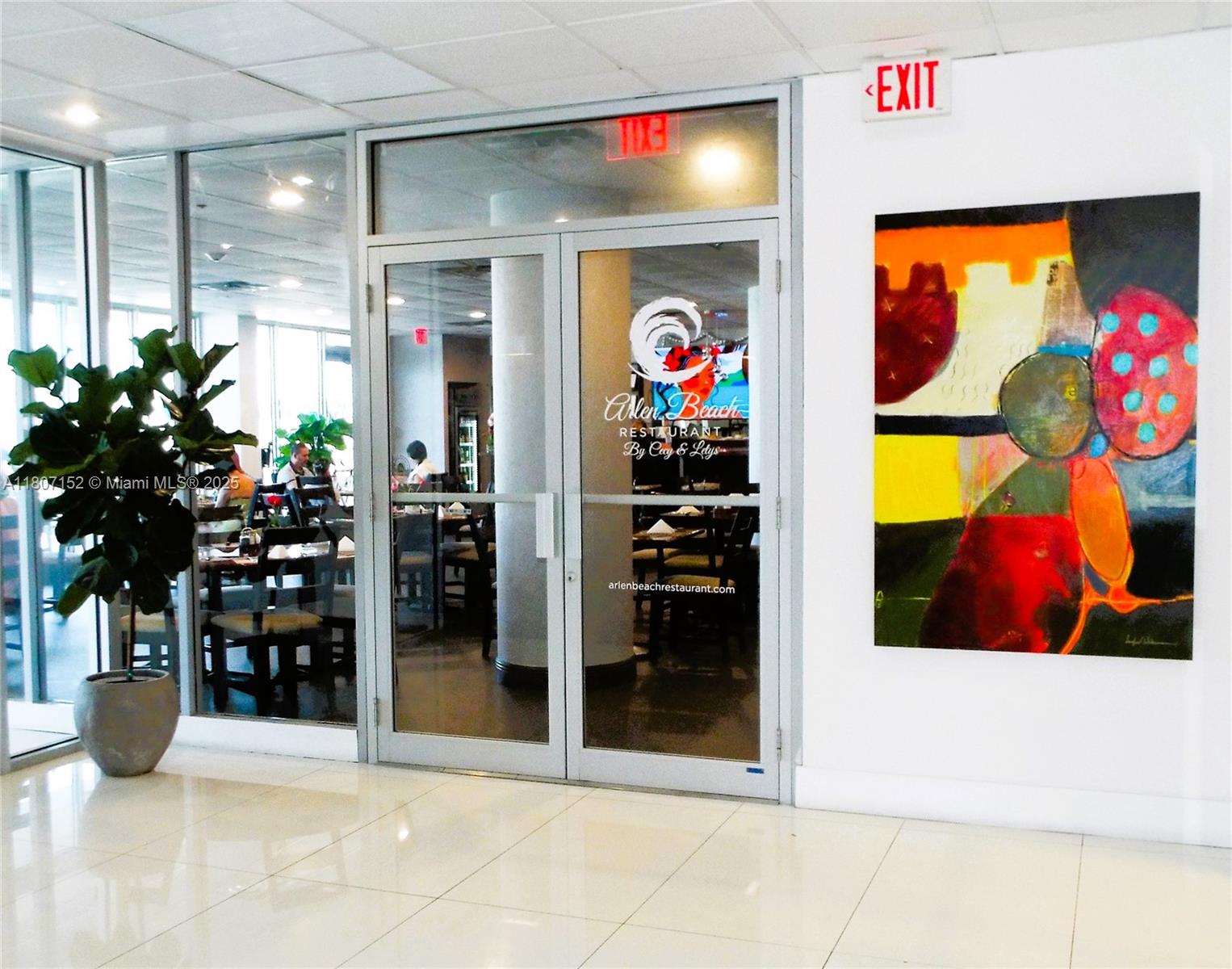 ARLEN BEACH CONDO - Residential