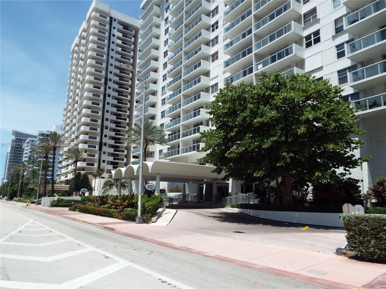 ARLEN BEACH CONDO - Residential