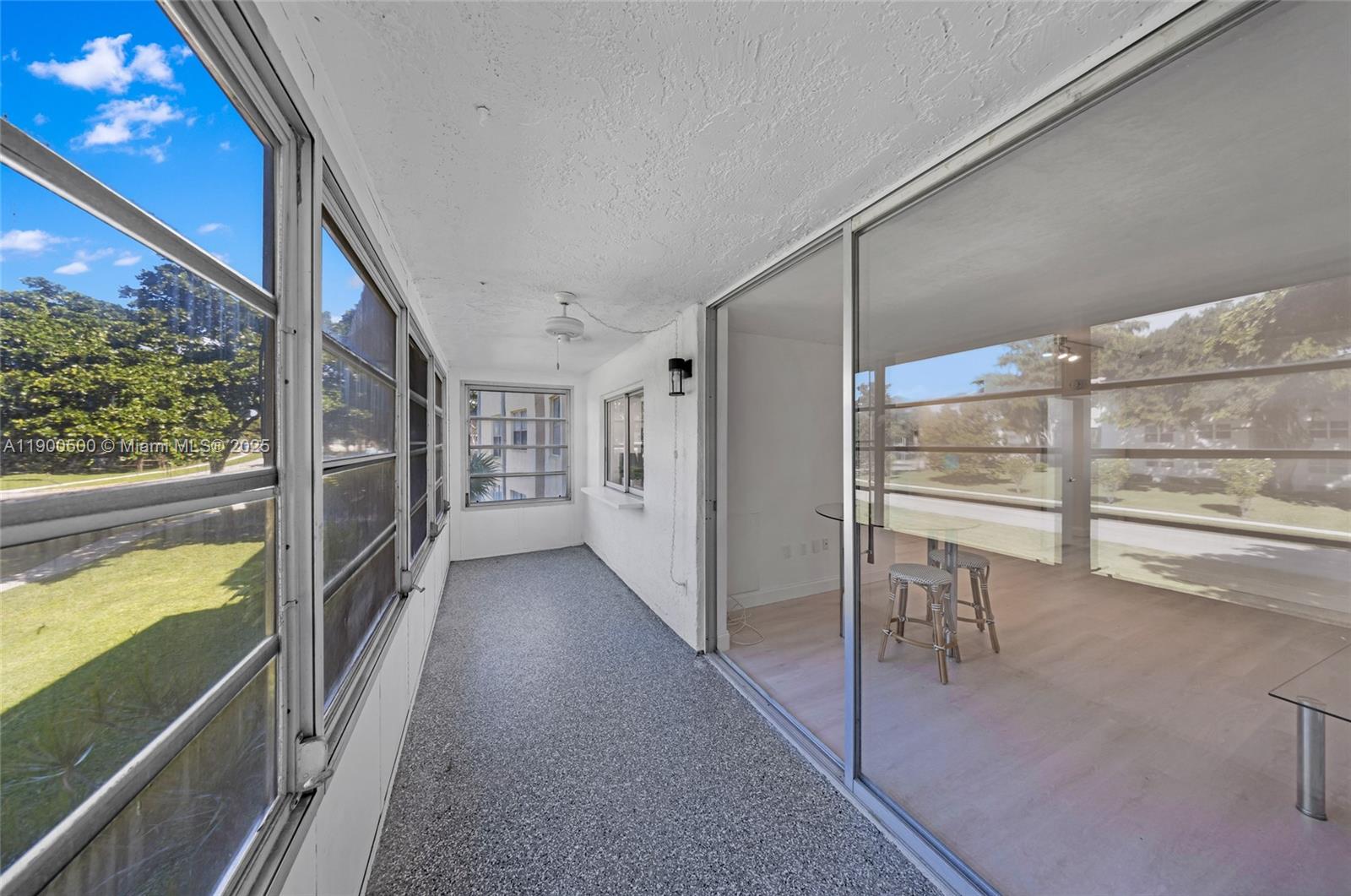 LIME BAY CONDOMINIUM 4 - Residential
