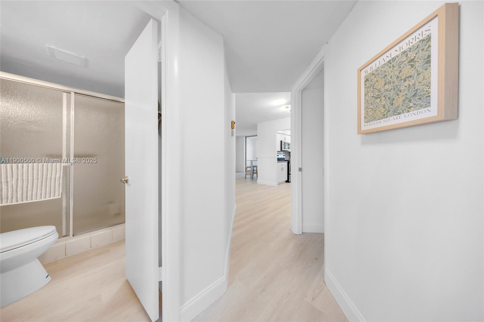 LIME BAY CONDOMINIUM 4 - Residential