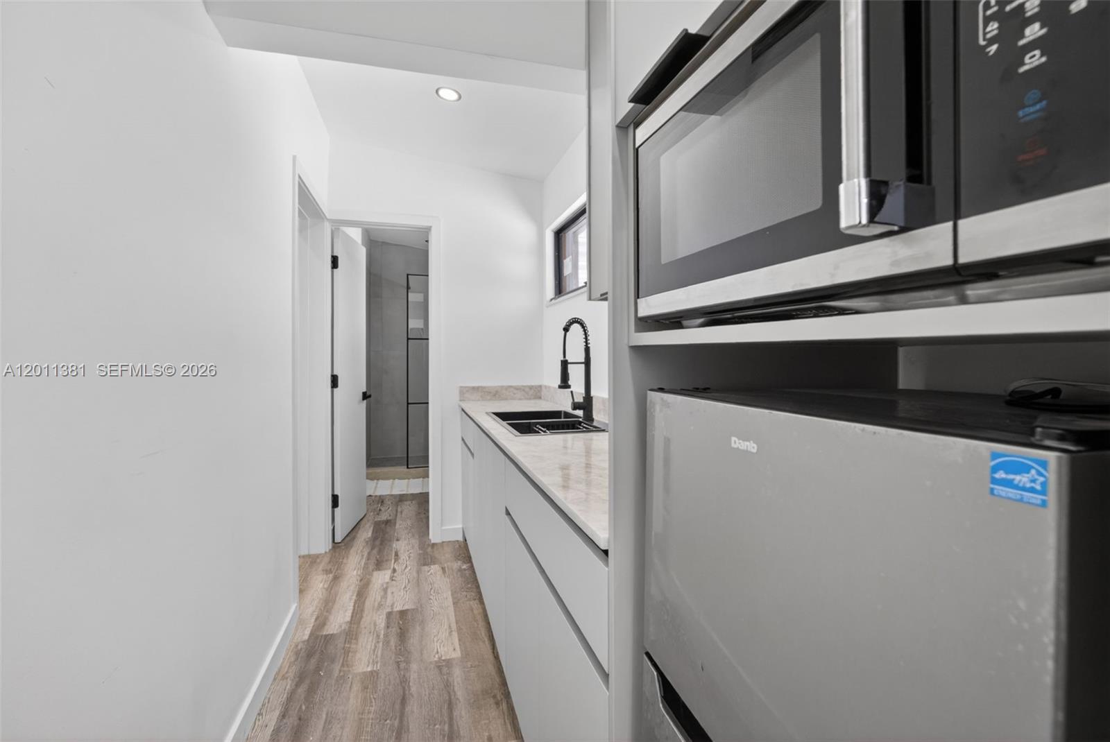 HOLLYWOOD HILLS AMEN PLAT - Residential