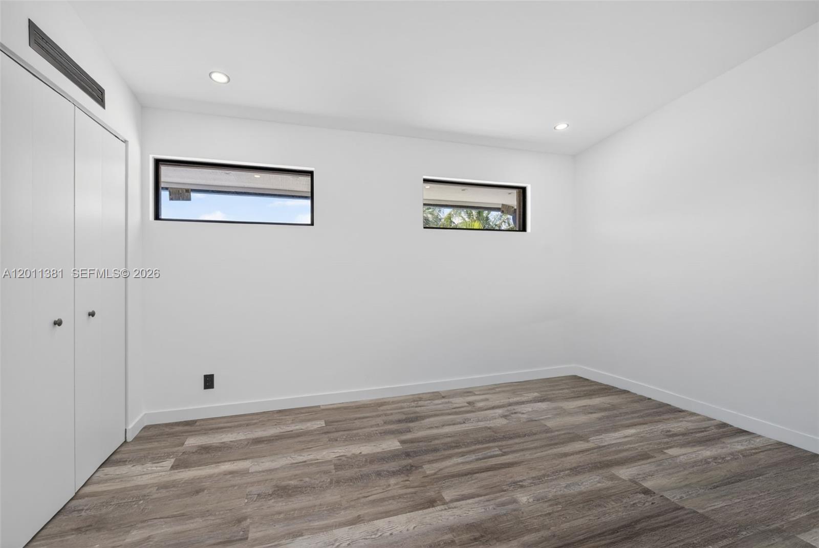 HOLLYWOOD HILLS AMEN PLAT - Residential