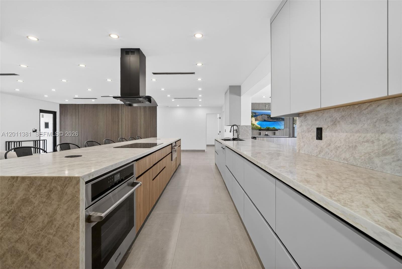 HOLLYWOOD HILLS AMEN PLAT - Residential