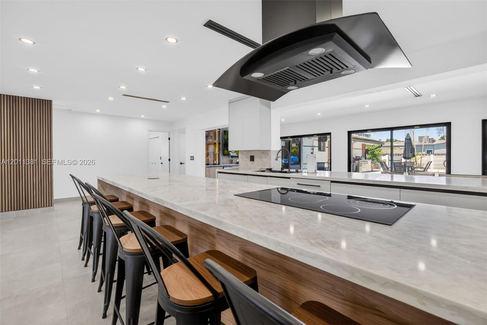 HOLLYWOOD HILLS AMEN PLAT - Residential