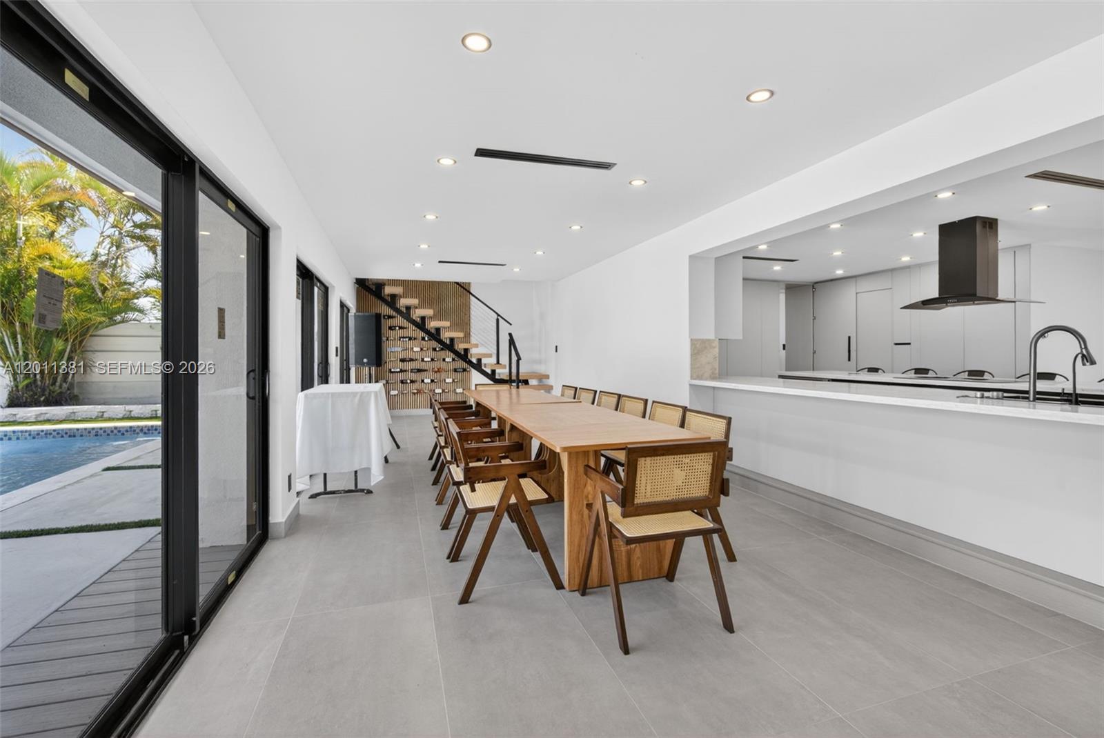 HOLLYWOOD HILLS AMEN PLAT - Residential