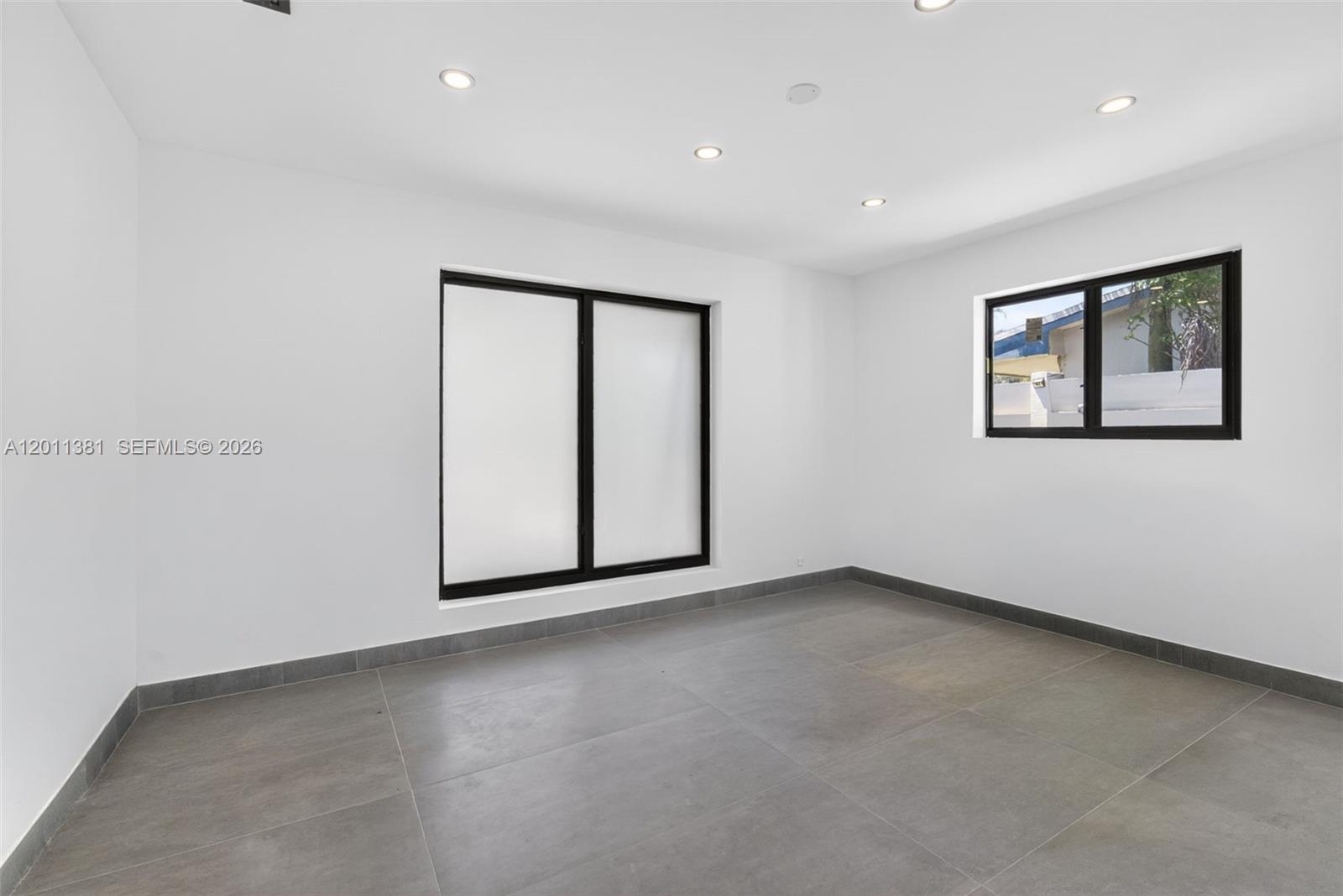 HOLLYWOOD HILLS AMEN PLAT - Residential