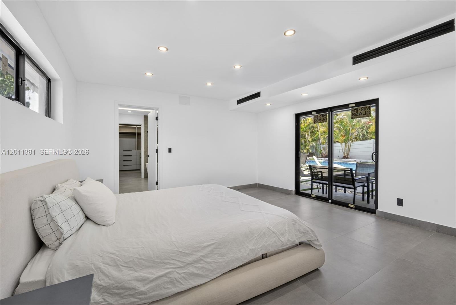 HOLLYWOOD HILLS AMEN PLAT - Residential