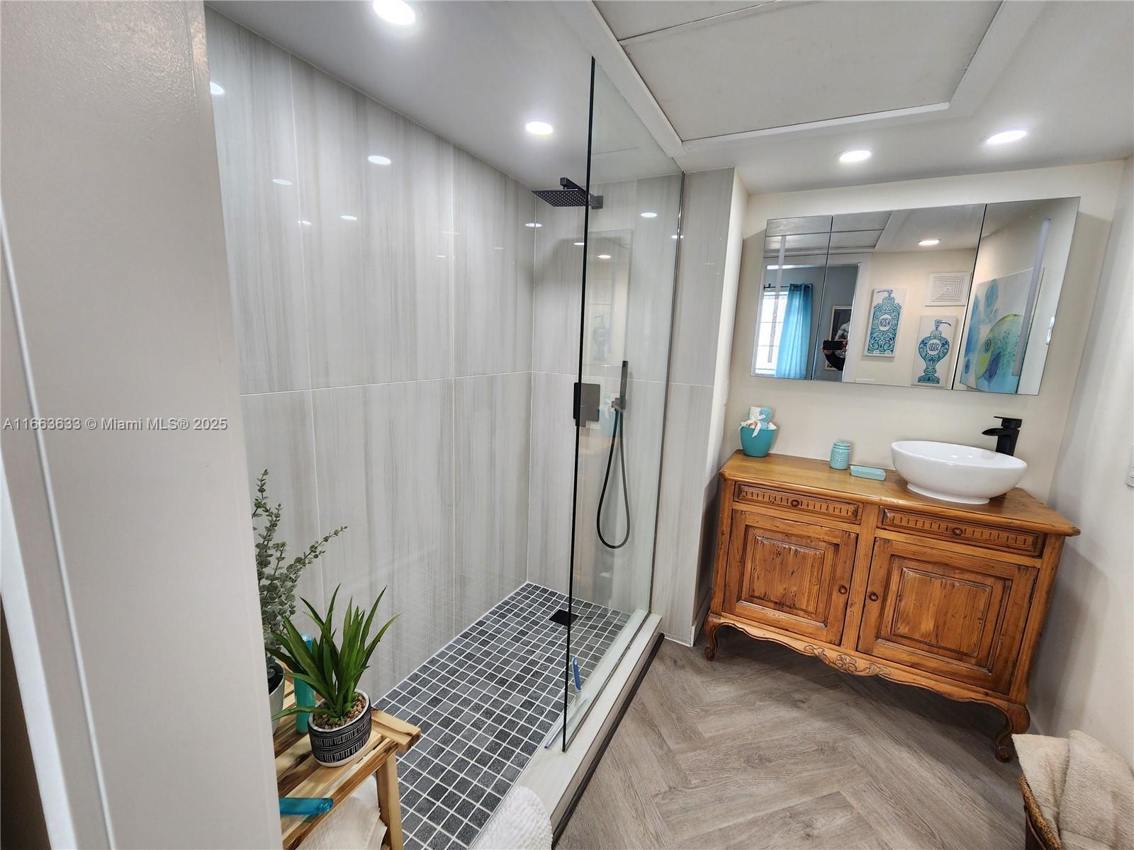 Photo 1 of 659 W Oakland Park Blvd 218C, Oakland Park, Florida, $194,900, Web #: 11663633
