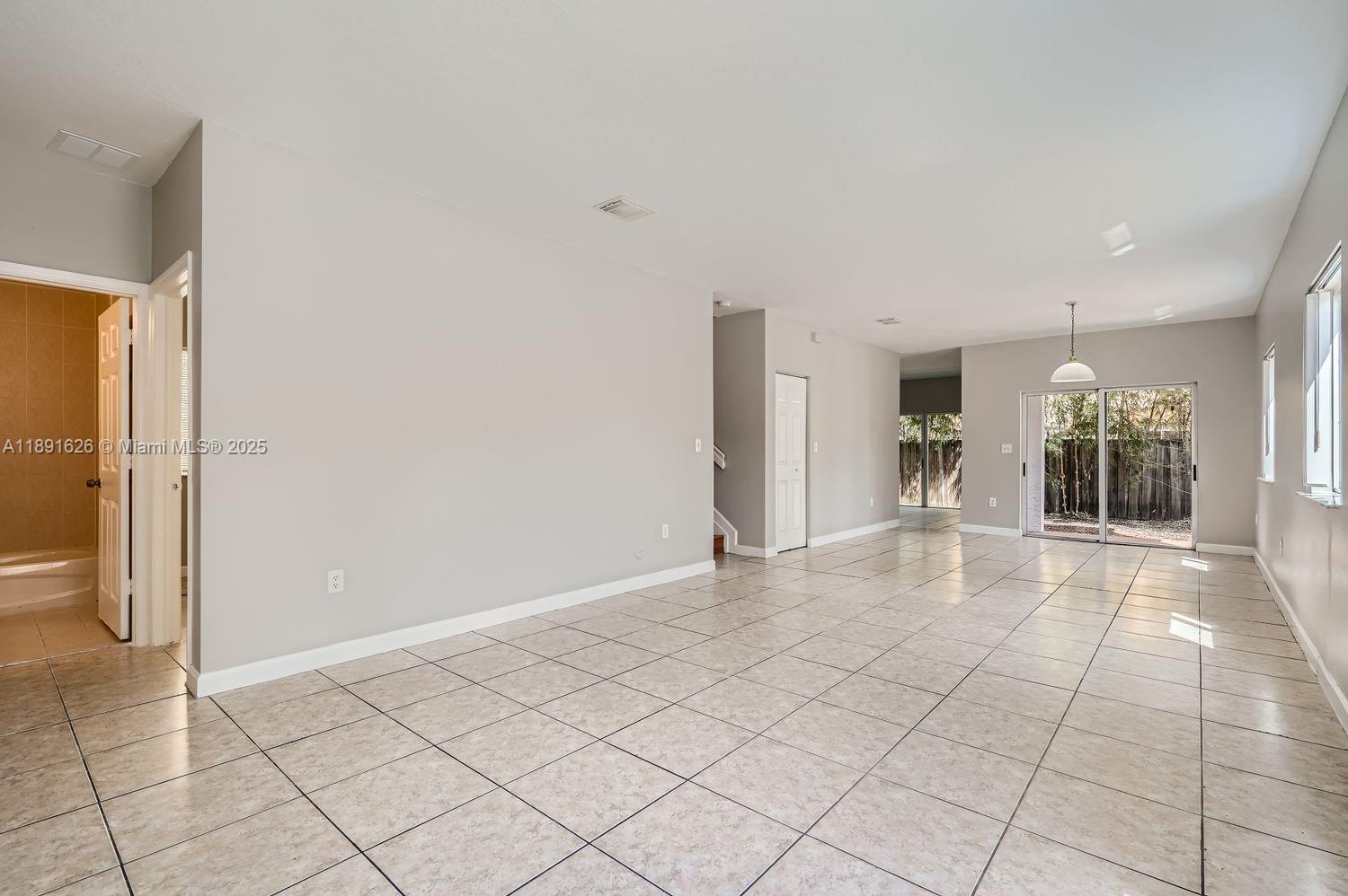 MARIANAS HOMES - Residential