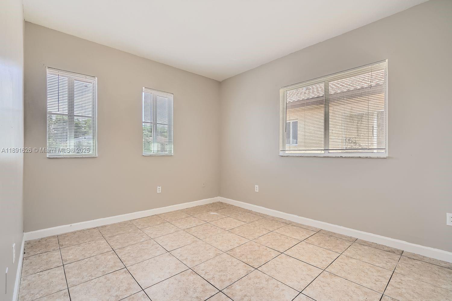 MARIANAS HOMES - Residential