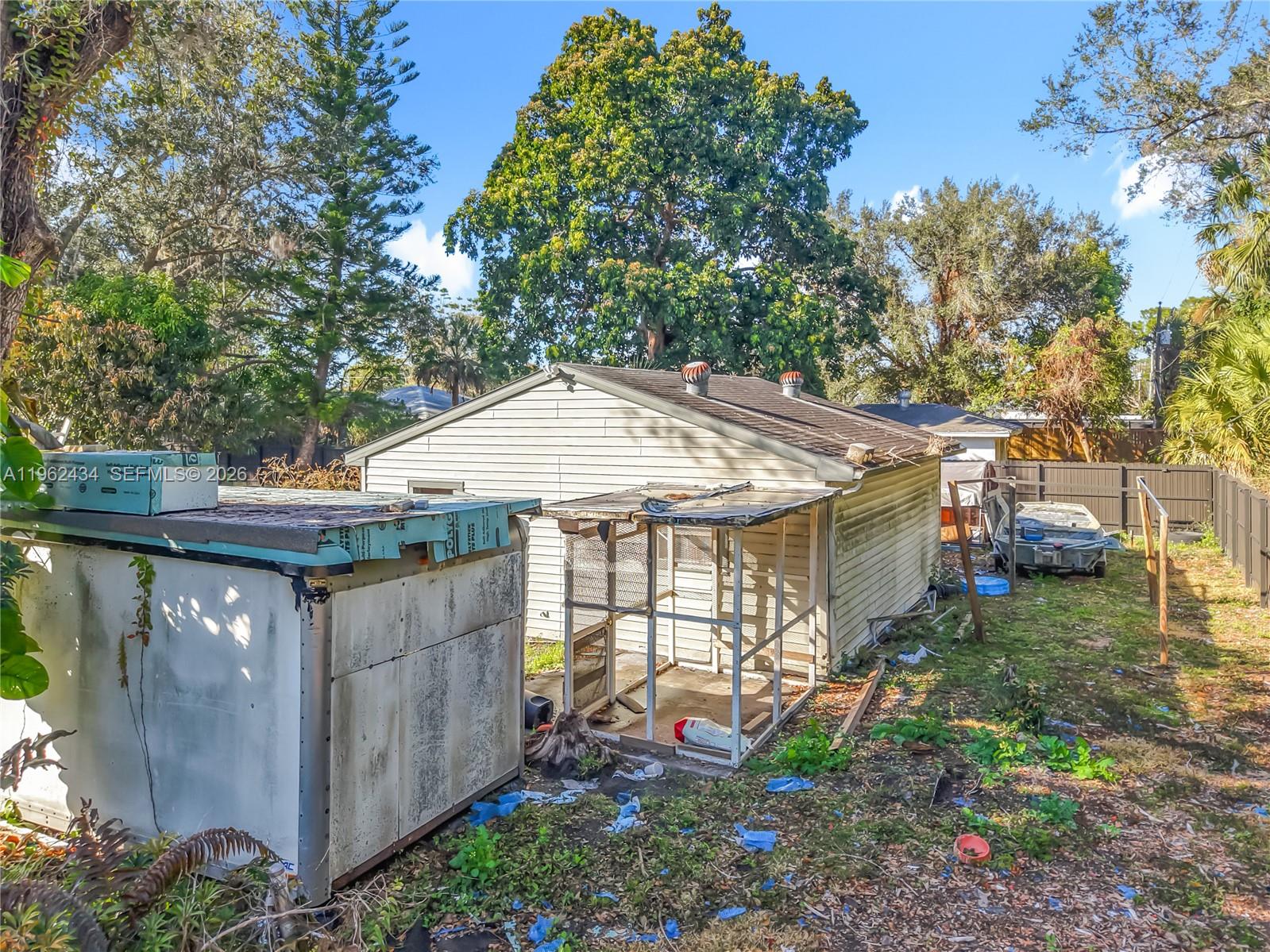 LEHIGH ACRES UNIT - Residential