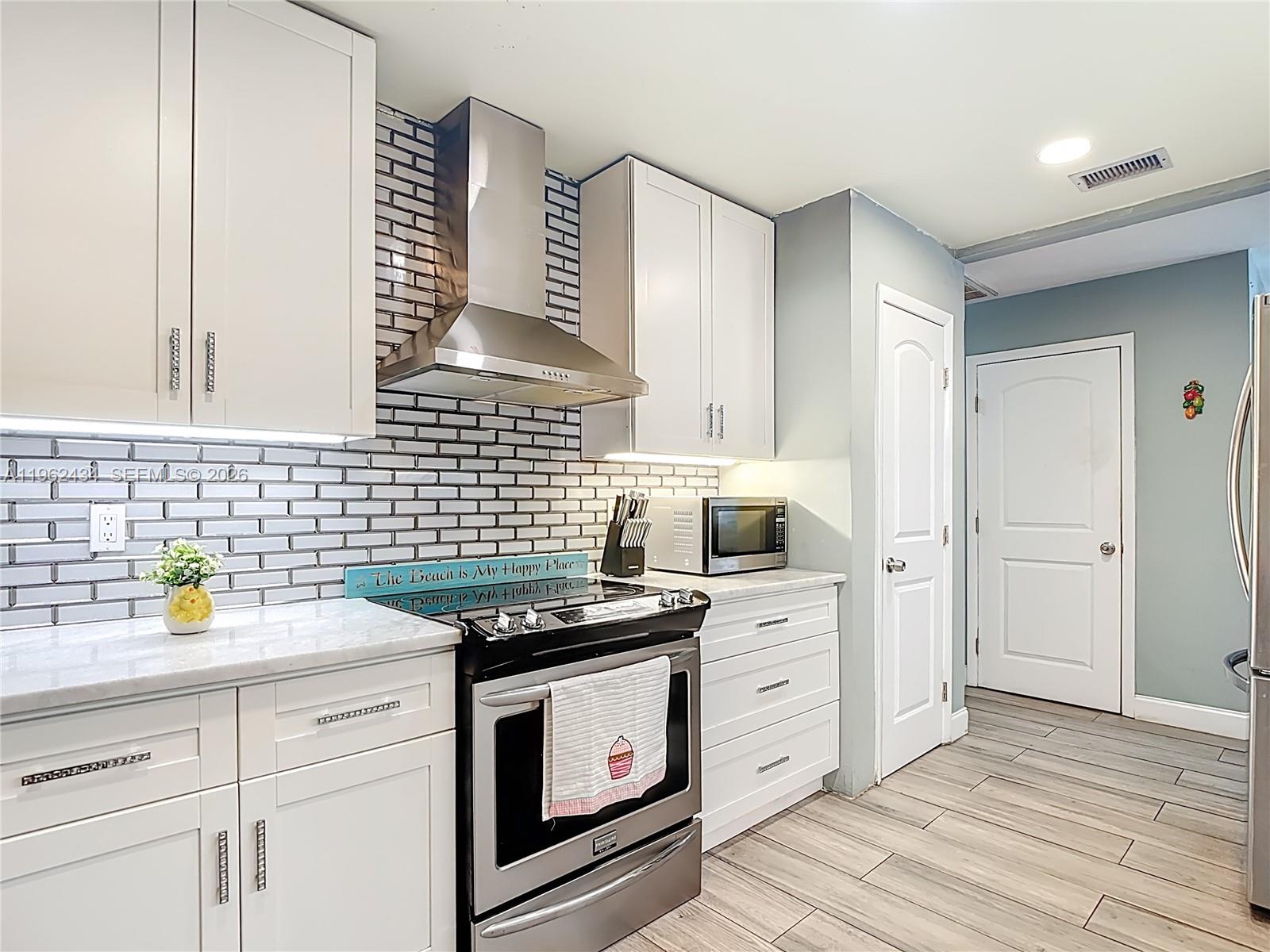 LEHIGH ACRES UNIT - Residential