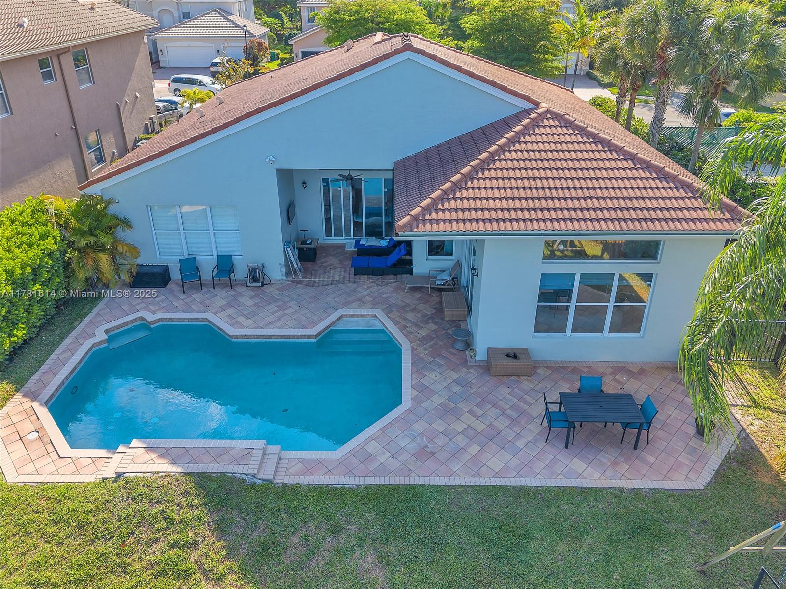 SUNSET FALLS PLAT 1 - Residential