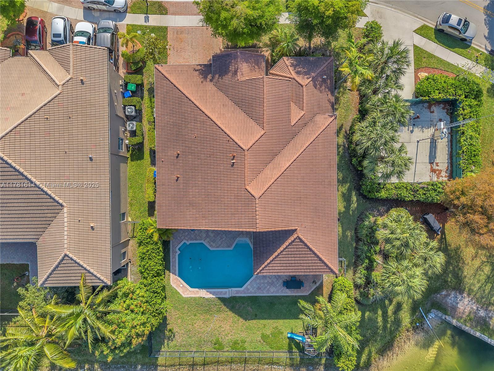 SUNSET FALLS PLAT 1 - Residential
