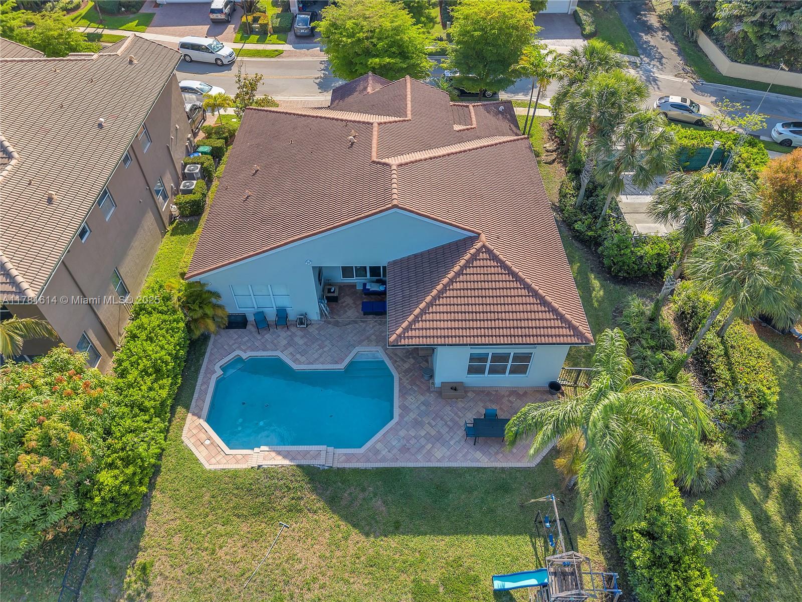 SUNSET FALLS PLAT 1 - Residential
