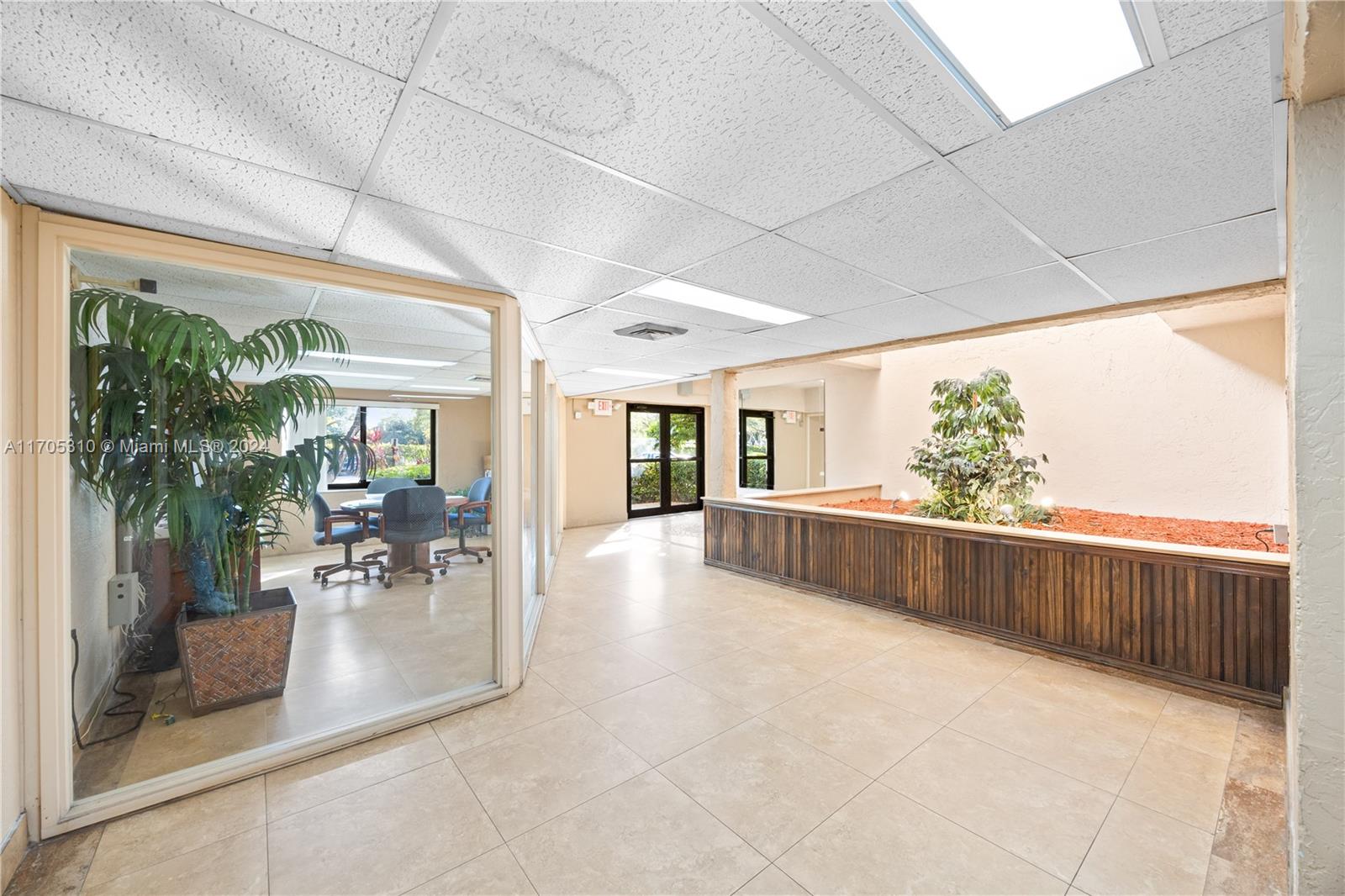 TARA GARDENS 1 CONDO - Residential