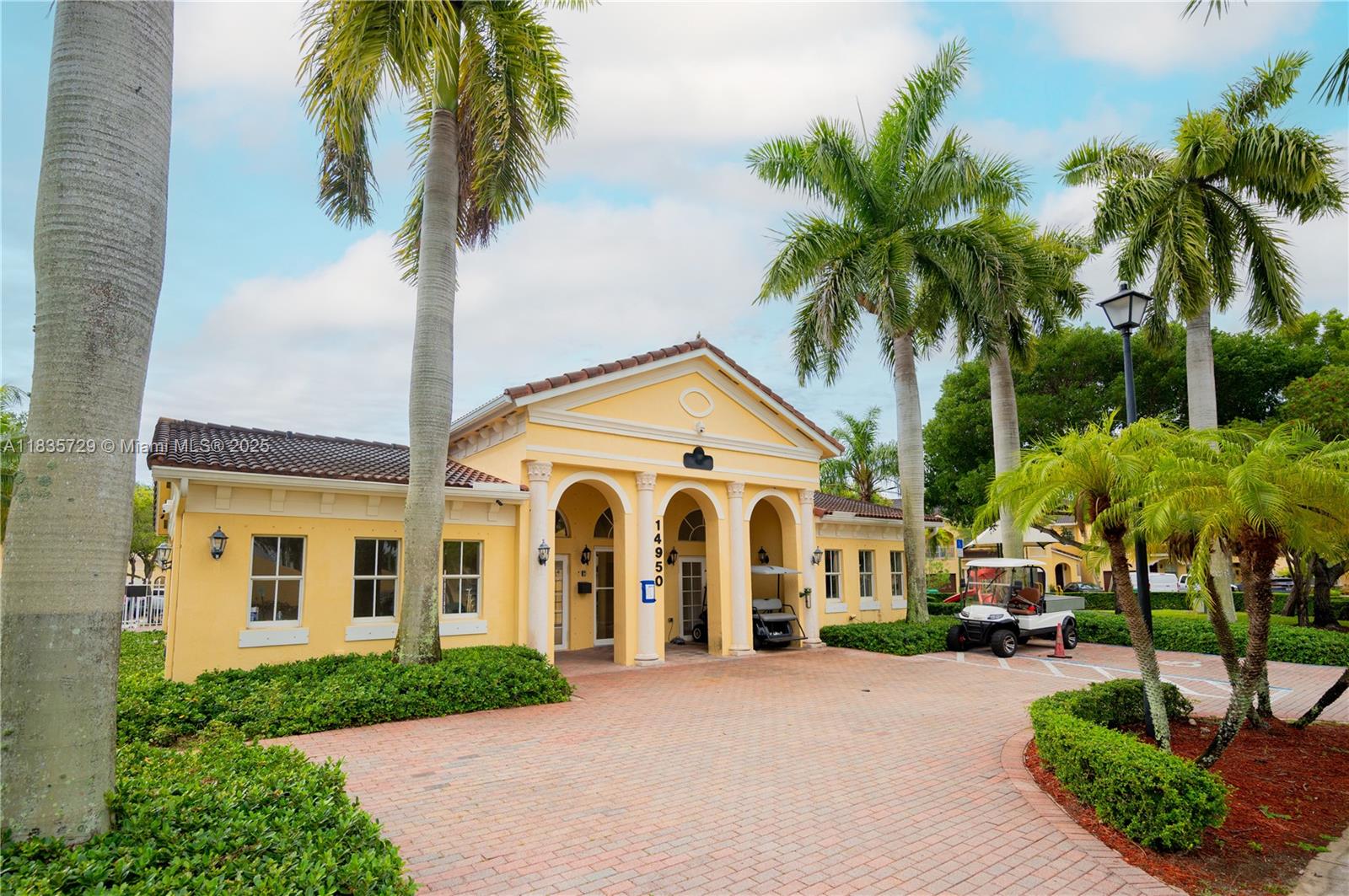 GRAND LAKES PHASE I - Residential