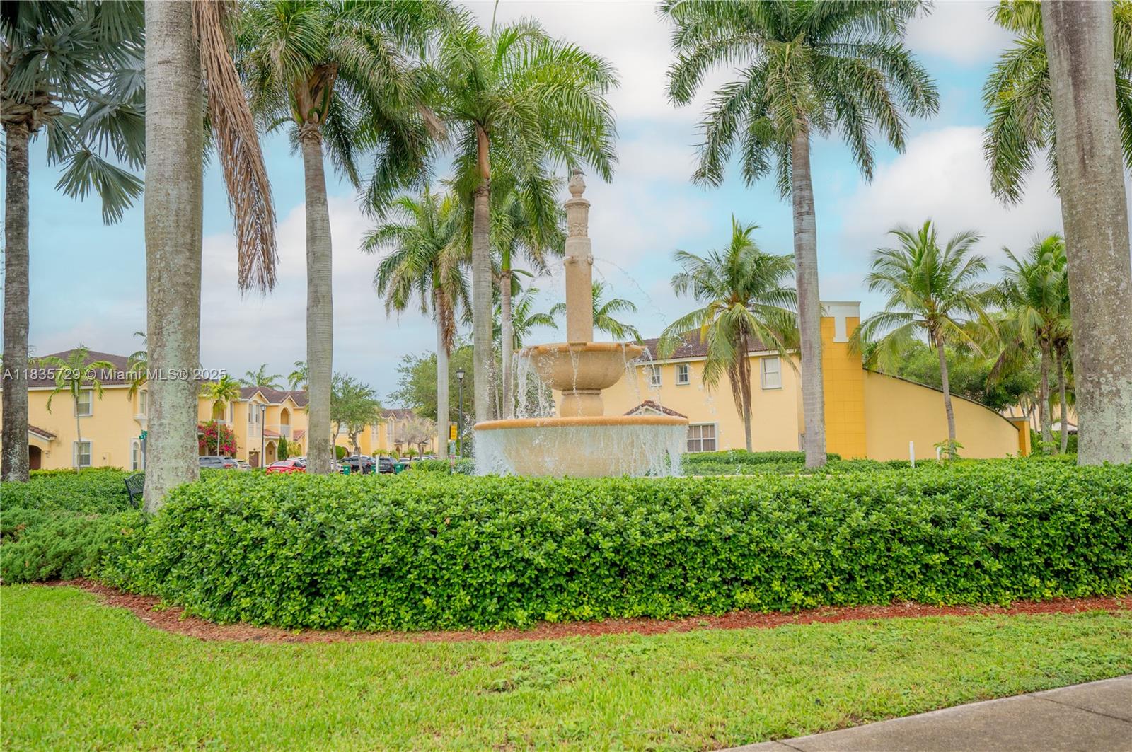 GRAND LAKES PHASE I - Residential