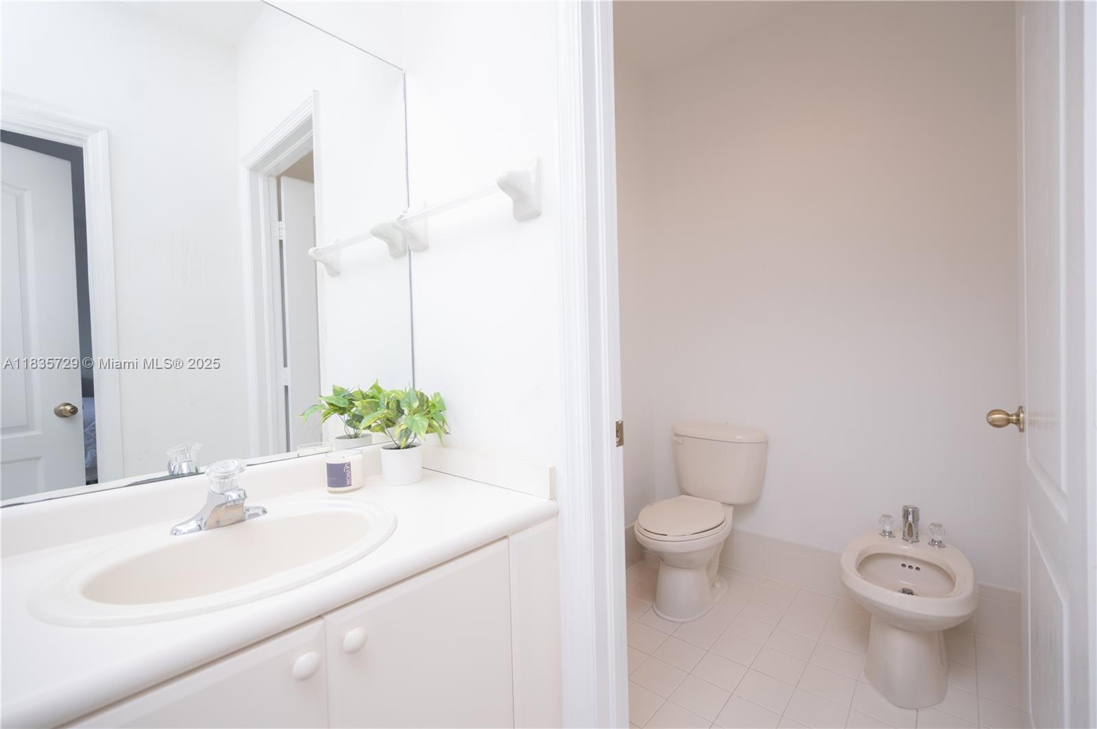 GRAND LAKES PHASE I - Residential