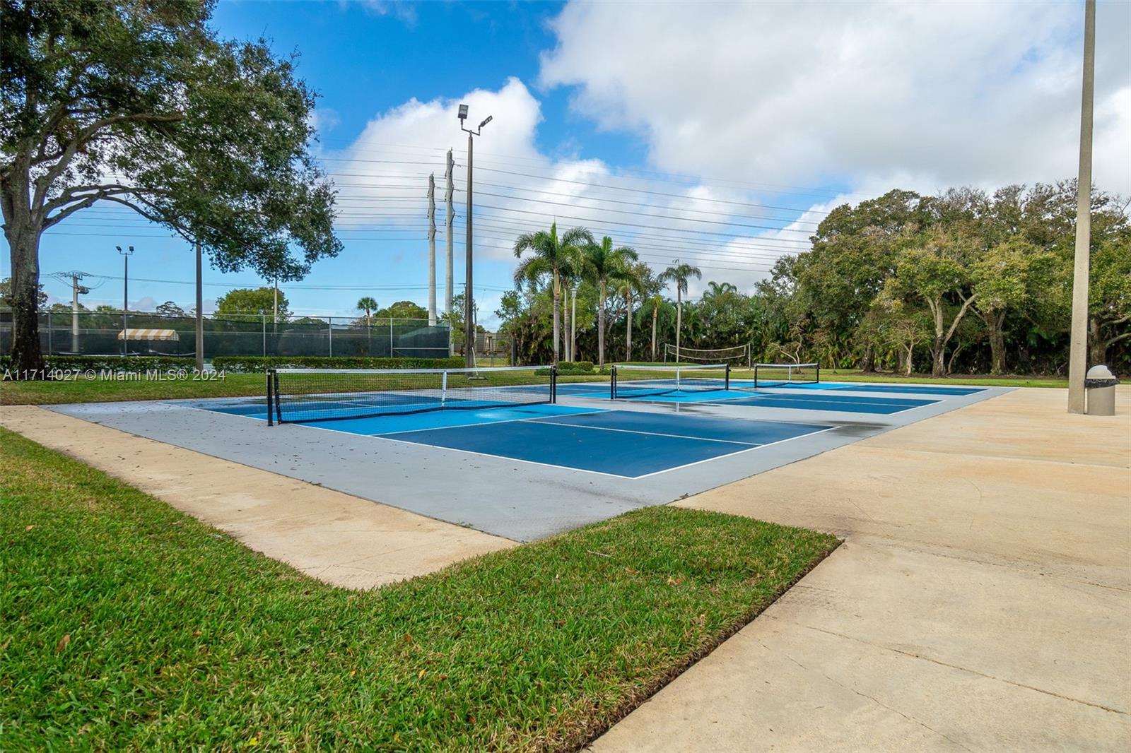 VILLAGE OF SANDALWOOD LAK - Residential