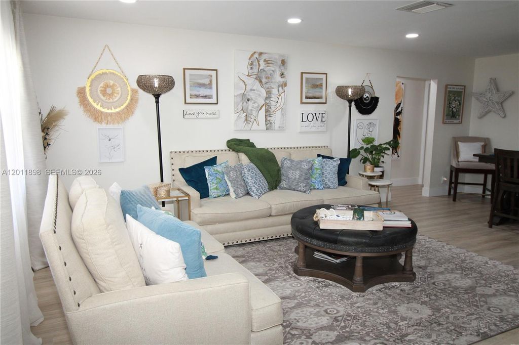 Photo of 1511 Alfred Dr, Boynton Beach, FL 33426 (MLS # A12011898)
