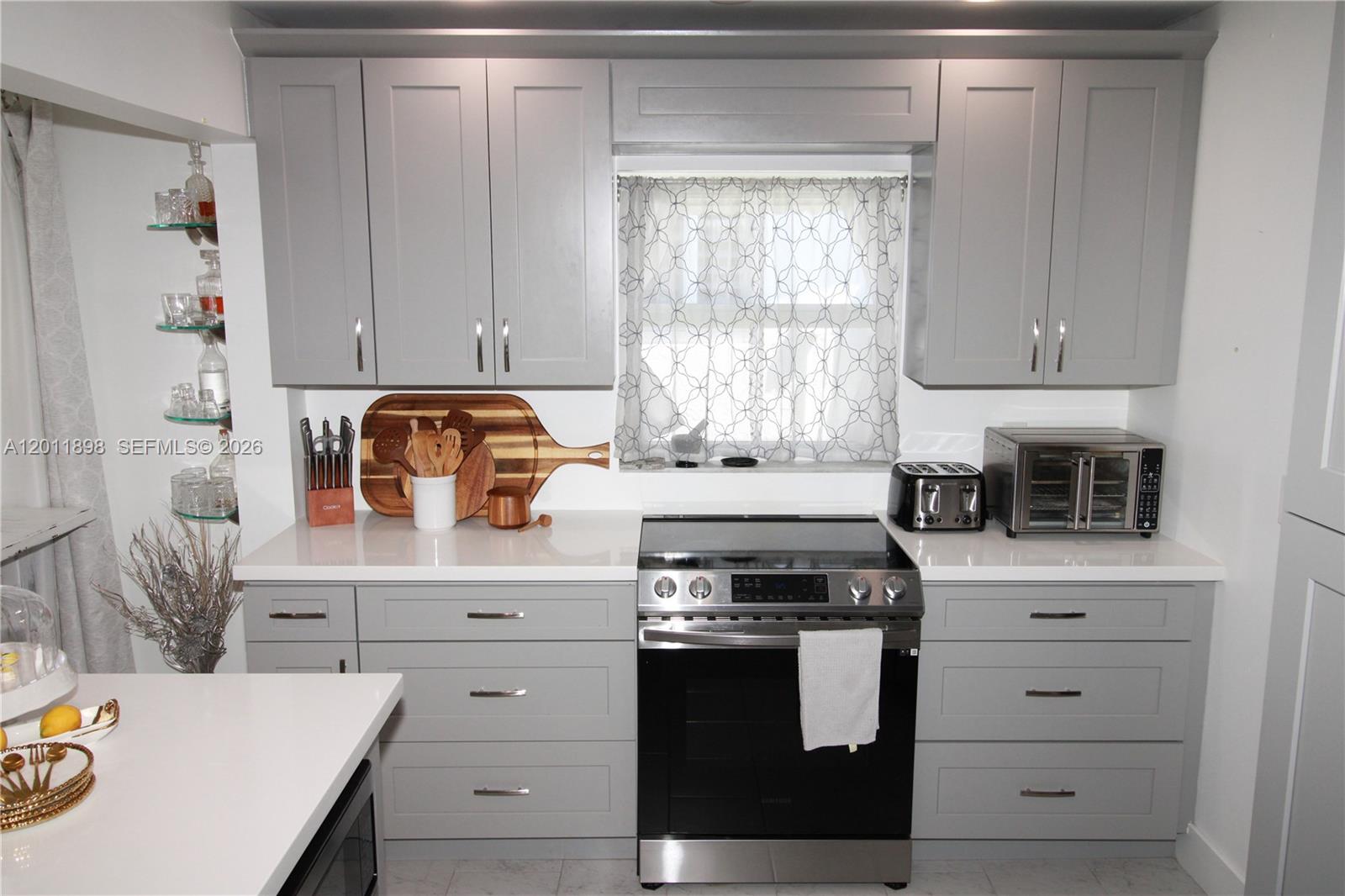 PALM BEACH LEISUREVILLE S - Residential