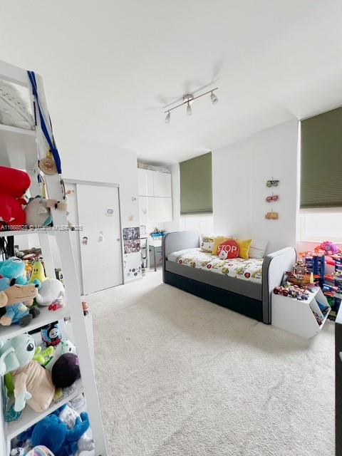 AVENTURA MARINA CONDO NUM - Residential