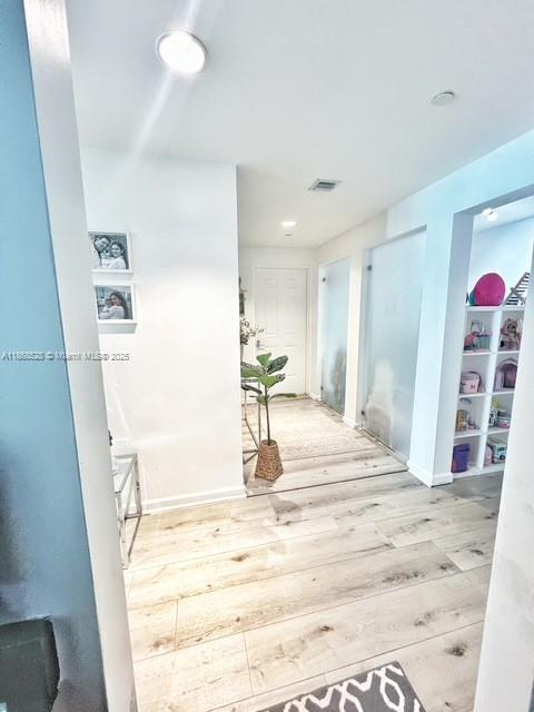 AVENTURA MARINA CONDO NUM - Residential