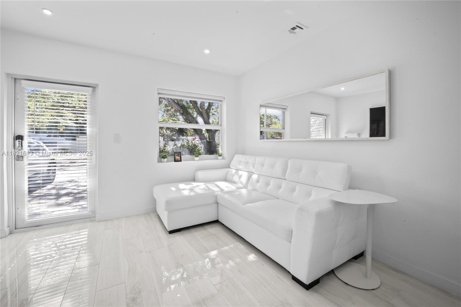UNIVERSITY PARK - Residential