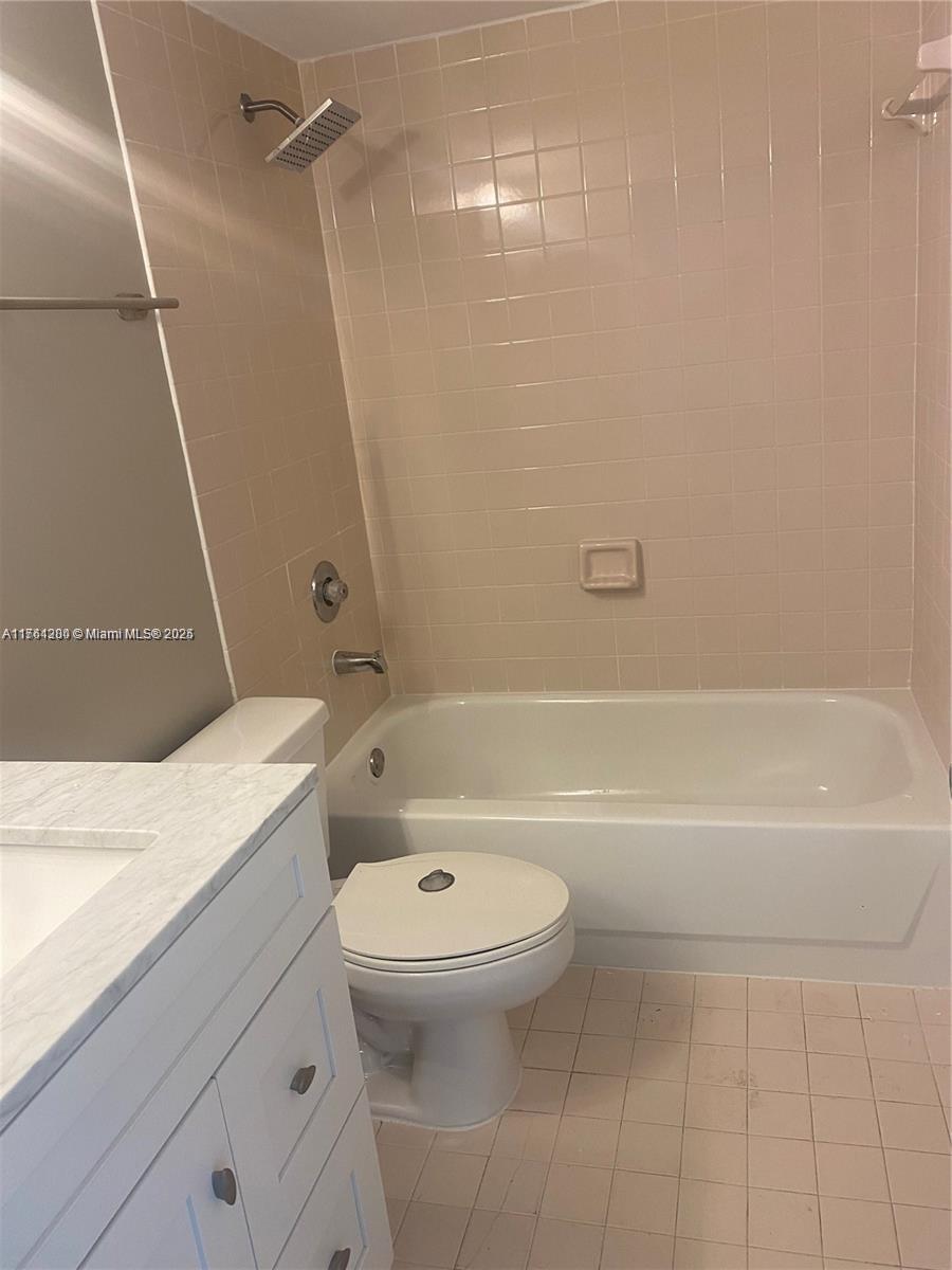 FERN ISLE GARDENS CONDO - Residential