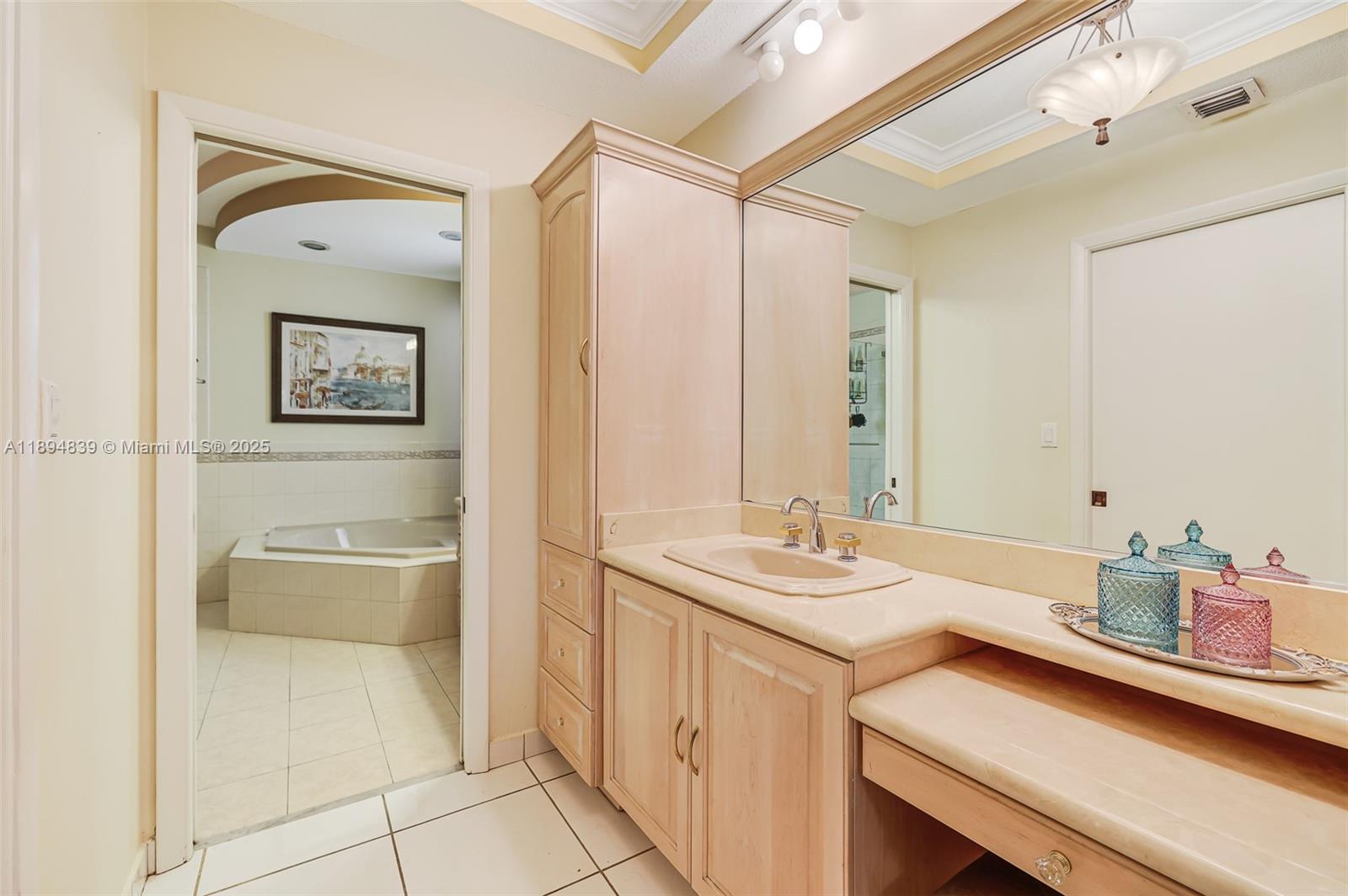 MCALLISTER TERR - Residential