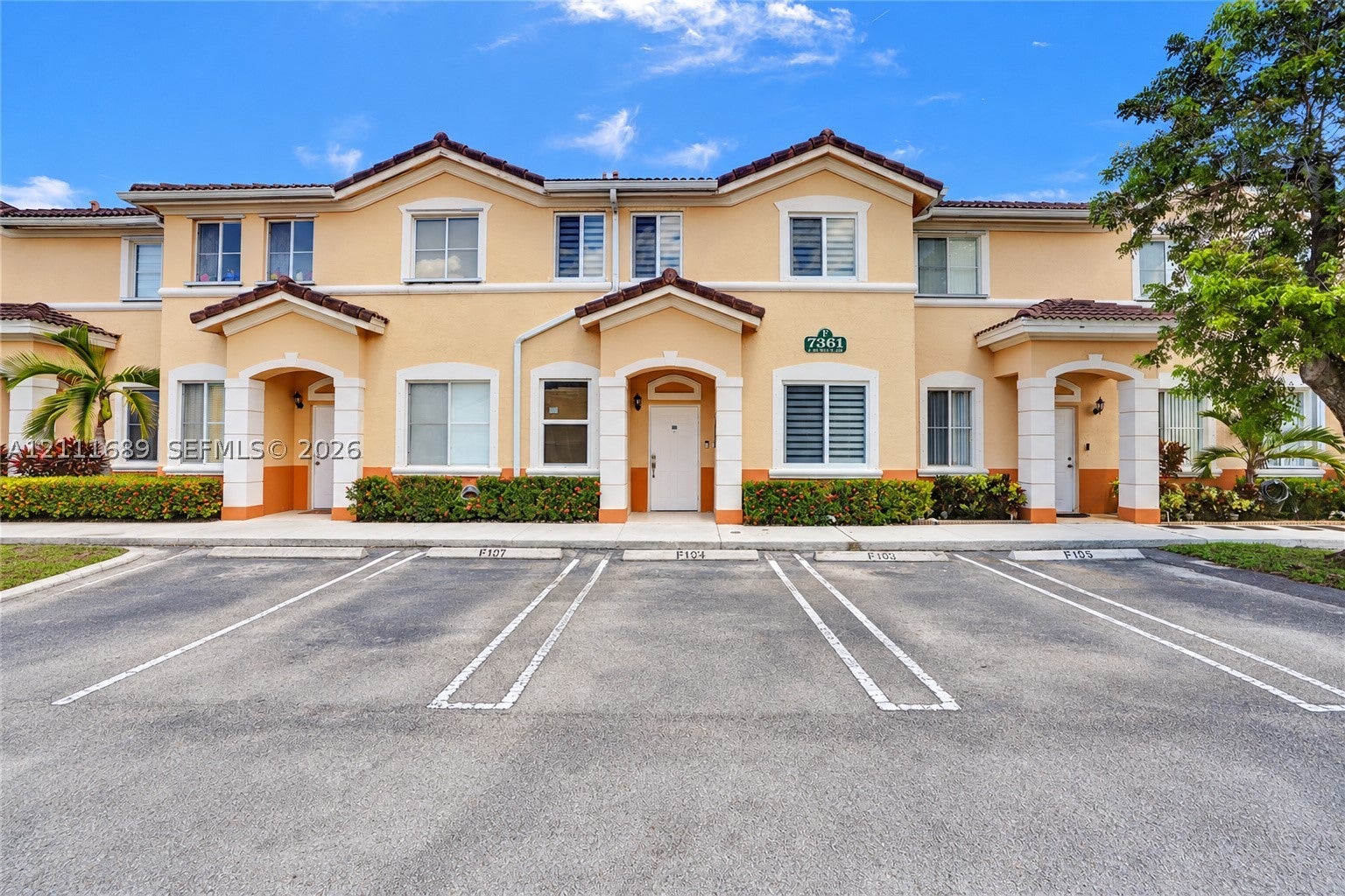 7305 NW 174th Ter