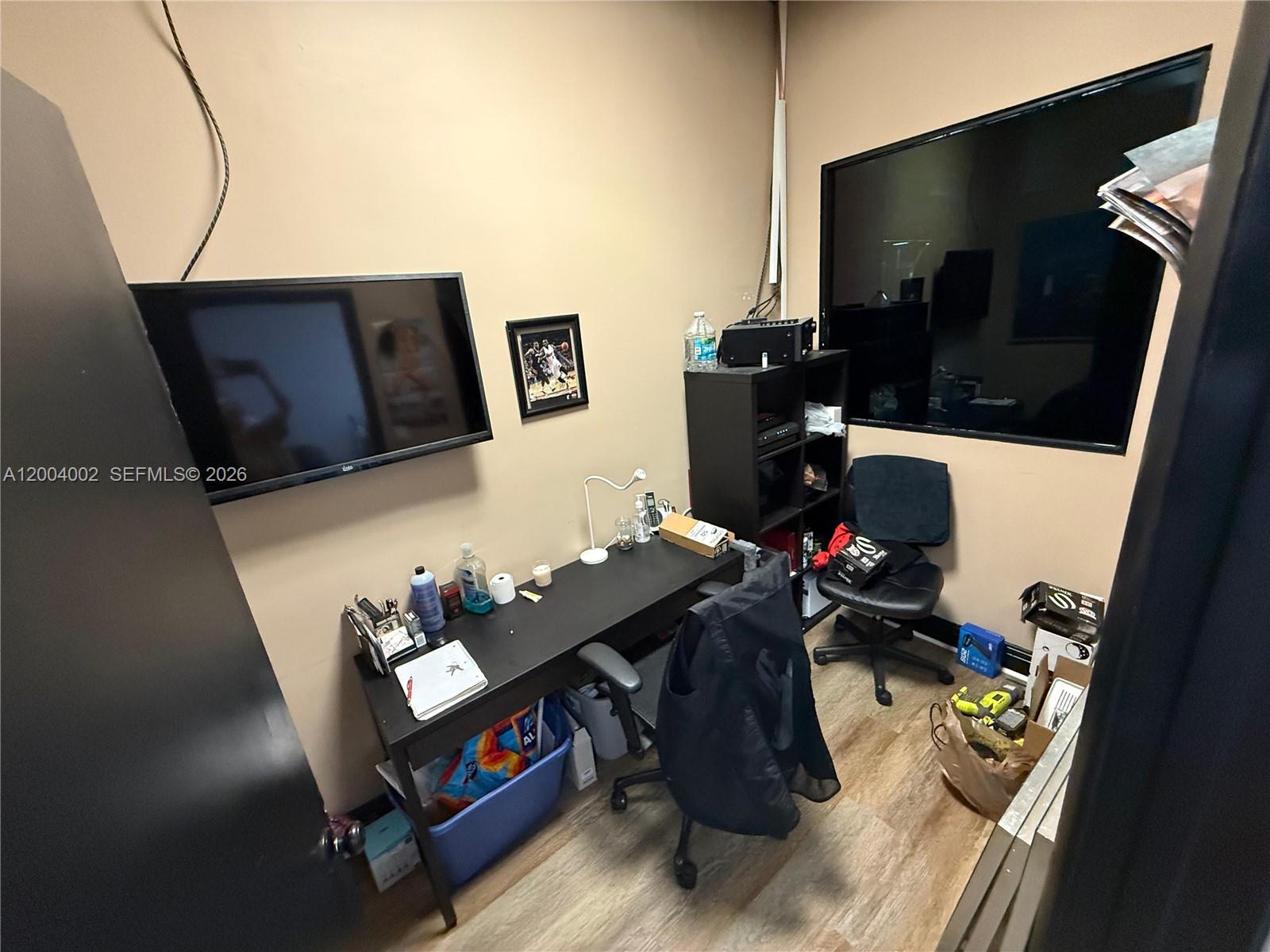 Barbershop SW 127th Ave