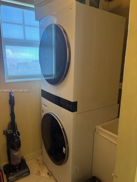 THE DECOPLAGE CONDO - Residential