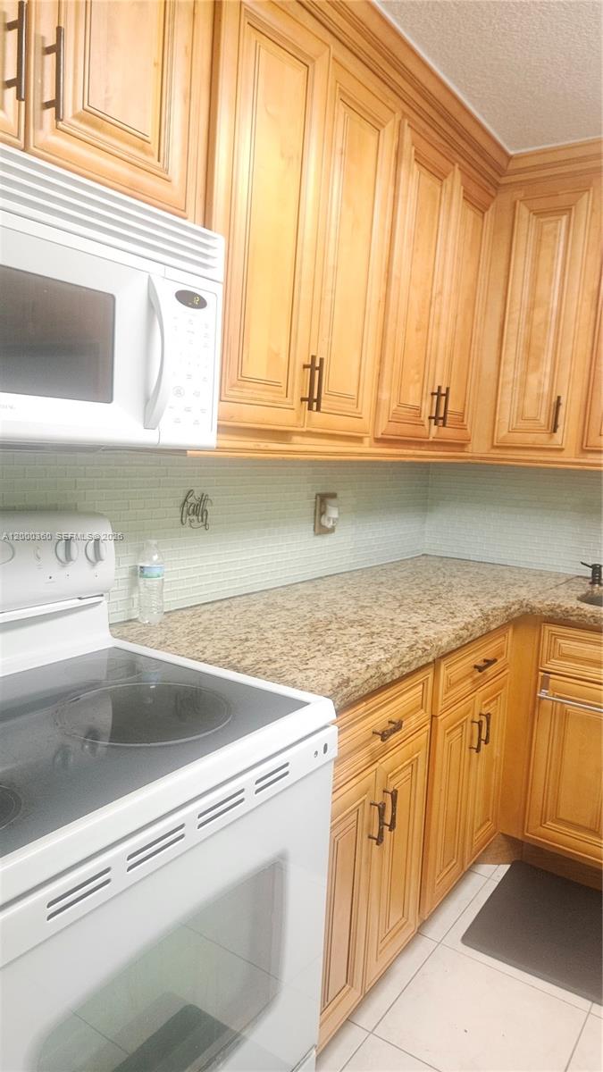 GATE TWO CONDO - Residential