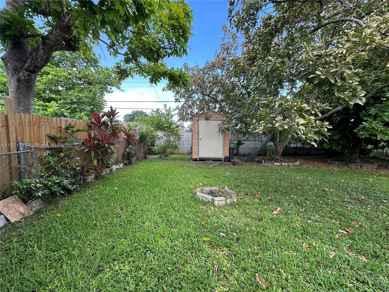 SIERRA MIRADA - Residential