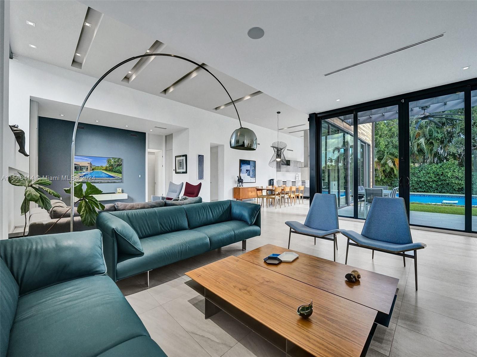 GREYKNOLL ESTATES - Residential