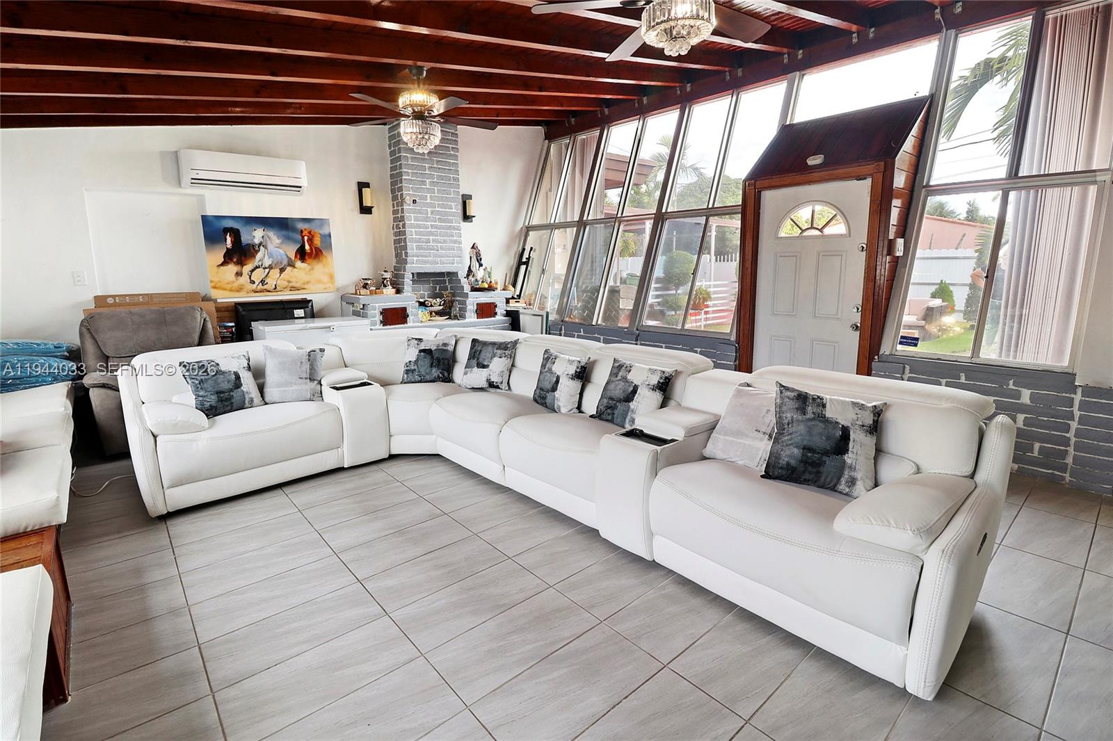 HOLLEMAN MANOR NO 2 2ND A - Residential