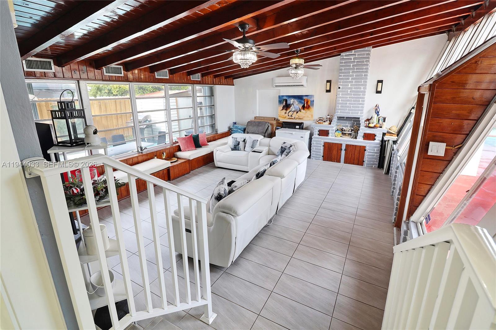 HOLLEMAN MANOR NO 2 2ND A - Residential