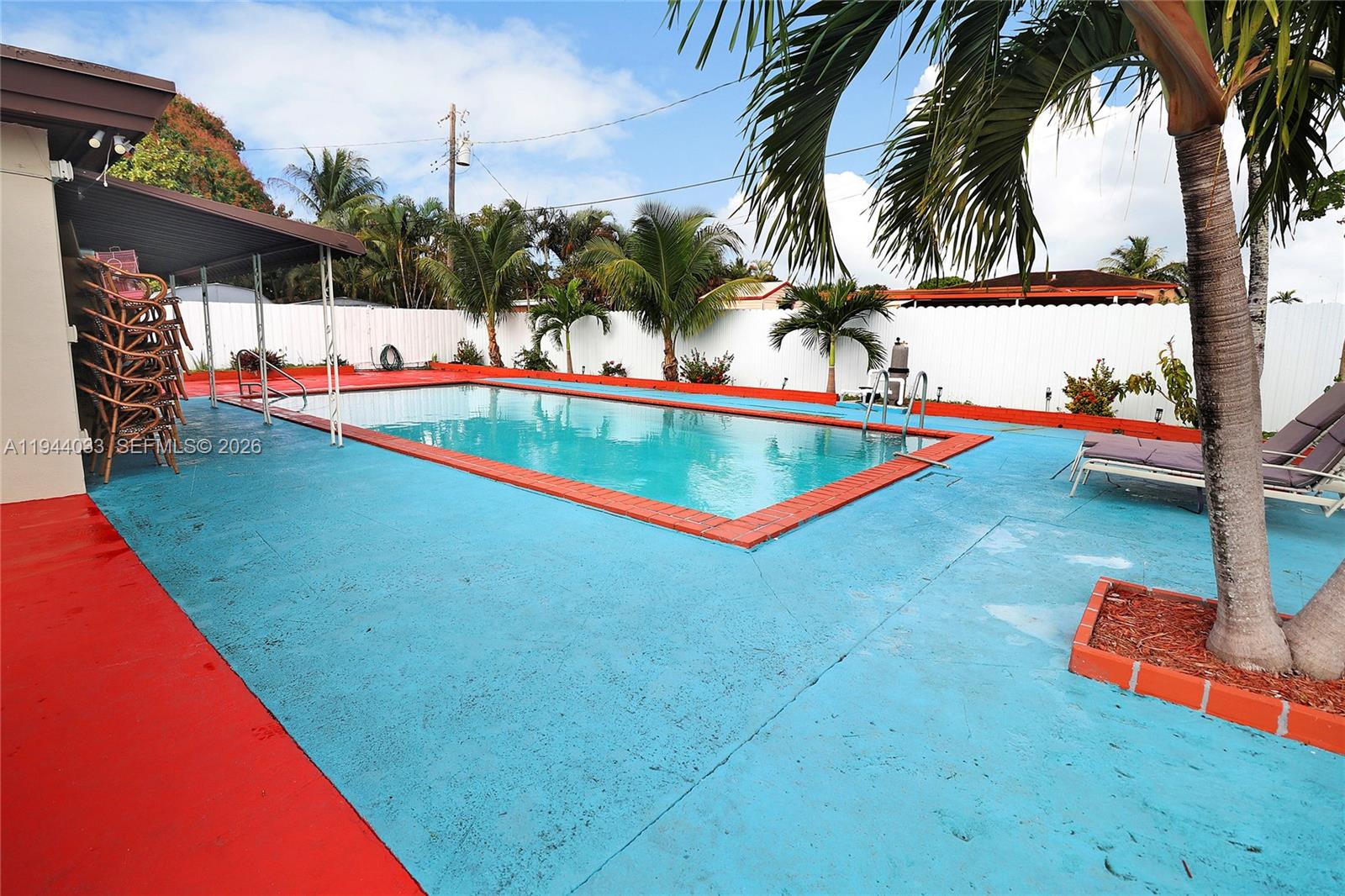 HOLLEMAN MANOR NO 2 2ND A - Residential