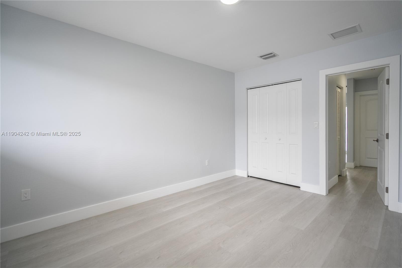 TREASURE IS 1ST ADDN PORT - Residential Lease